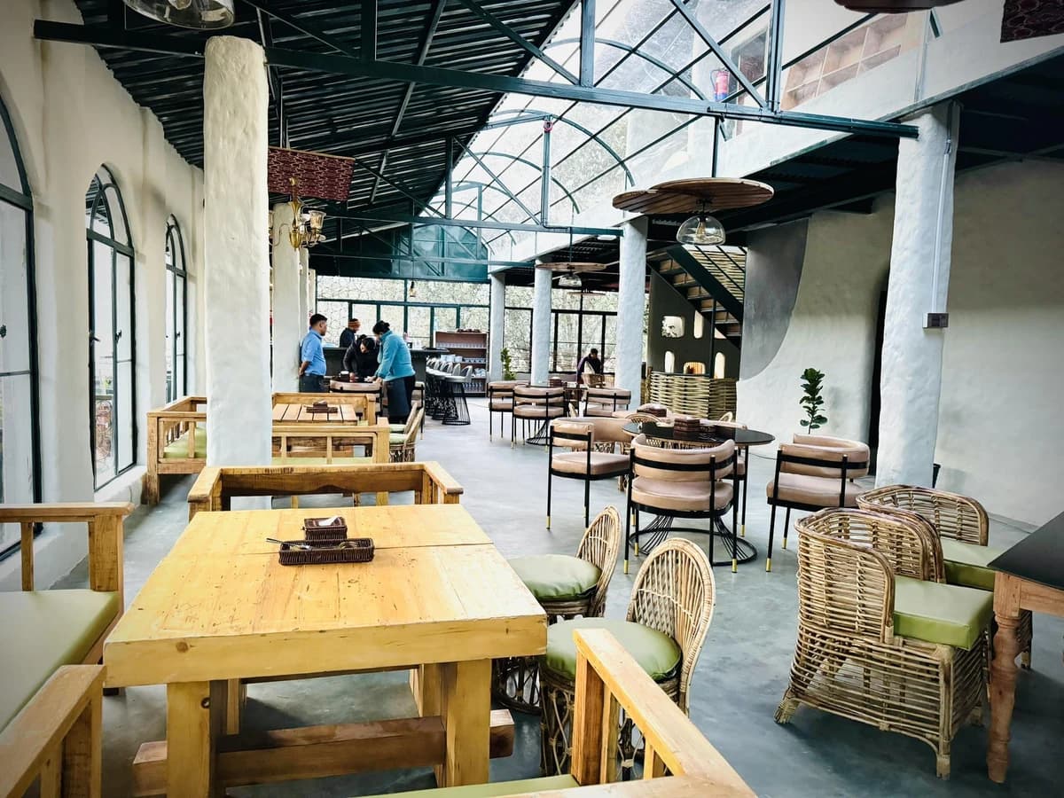 Restaurant Dining